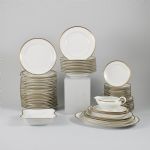 1646 3295 DINNERWARE